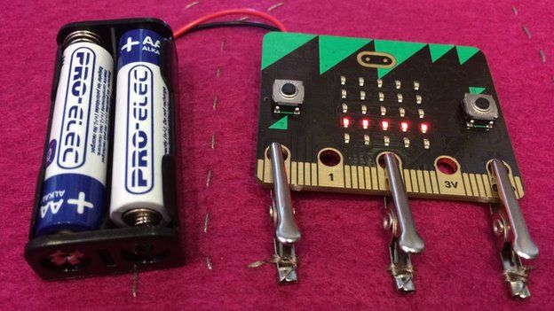 Компьютер BBC Micro Bit: что это, и почему он нужен детям? - Изображение 3 Компьютер BBC Micro Bit: что это, и почему он нужен детям? - Изображение 3